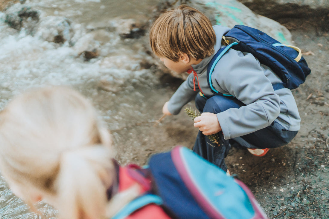 How to Dress Your Kids for a Hike