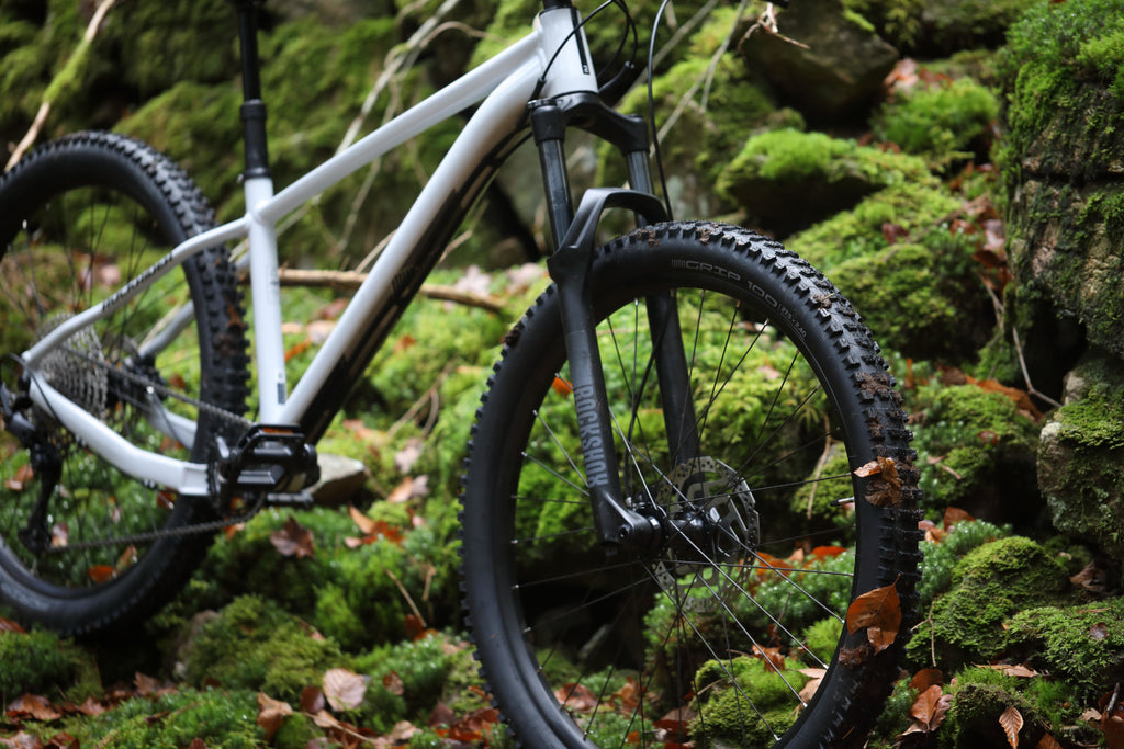 Adjusting online bike suspension