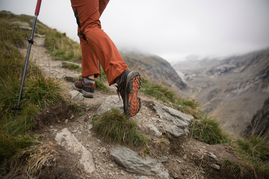 choose hiking shoes decathlon