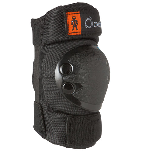 A photo of the Oxelo PLAY3 Protective Gear Set w Knee Elbow Pads & Wrist Guard Kids in use