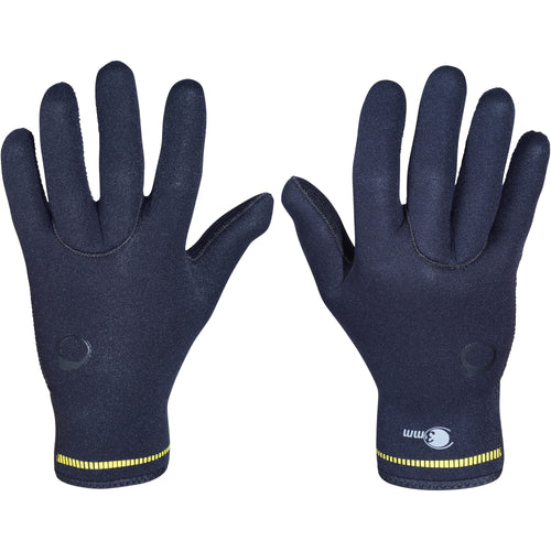 A photo of the Subea Neoprene Gloves 3mm in use