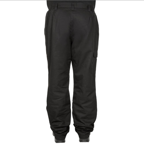 A photo of the WARM HUNTING Pants 100 - BLACK in use