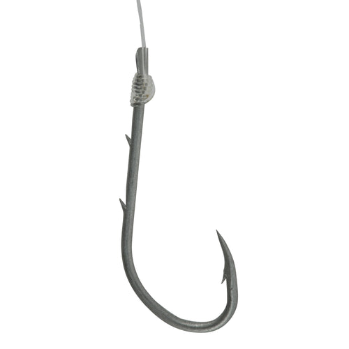 A photo of the SN double-barb spade-end hooks to line for sea fishing in use