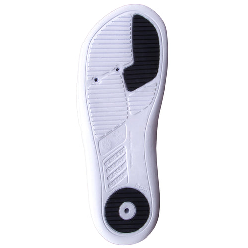 A photo of the Nabaiji Slap 500 Pool Sandals Men's in use