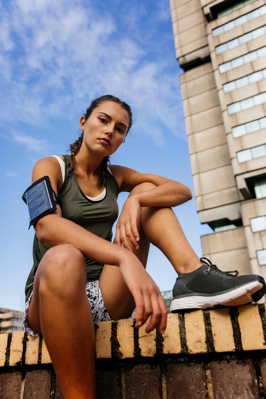KIPRUN Women's Running Smartphone Armband - Black, black Image 3 of 5