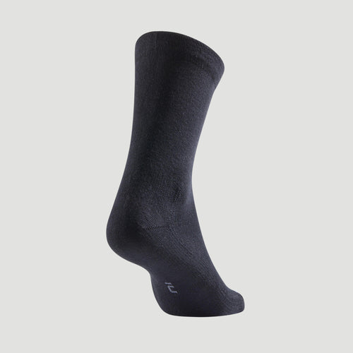 A photo of the High Sports Socks RS 160 Tri-Pack - Black in use