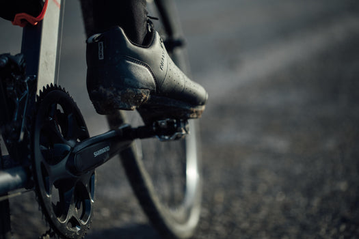 Triban Adult GRVL500 Road & Gravel Cycling Lace-Up SPD Shoes, black Image 2 of 4