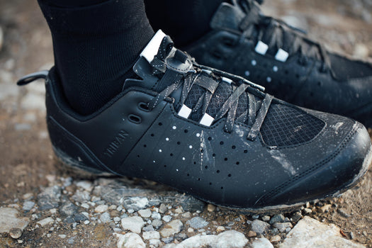 Triban Adult GRVL500 Road & Gravel Cycling Lace-Up SPD Shoes, black Image 3 of 4