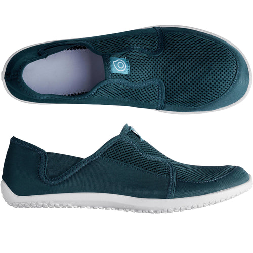 A photo of the Subea SNK 120 Mesh Water Shoes Unisex Adult in use