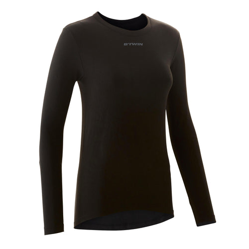 A photo of the 100 Long Sleeve Cycling Base Layer Women's in use