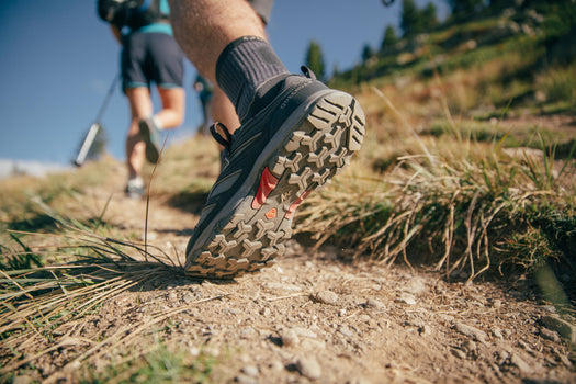 Men's waterproof mountain hiking shoes - MH100 - Grey, carbon gray Image 2 of 4