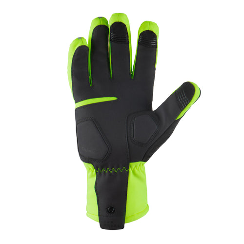 A photo of the Van Rysel 900 Winter Cycling Touchscreen Gloves Adult in use