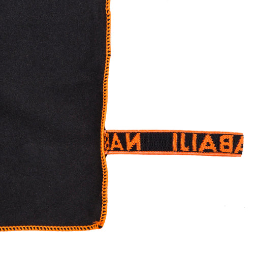 A photo of the Compact Beach Travel Water Camping Hiking Small 21"x15" Microfiber Towel in use