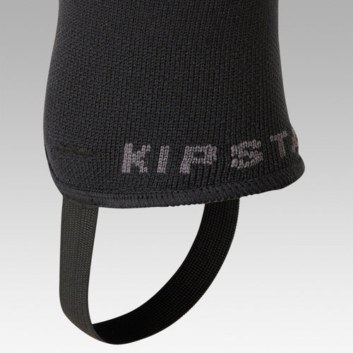 A photo of the Football Stirrup Socks Viralto - Black in use