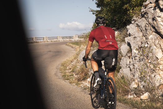 Triban Men's GRVL 900 Merino Short-Sleeved Cycling Jersey, black Image 5 of 10