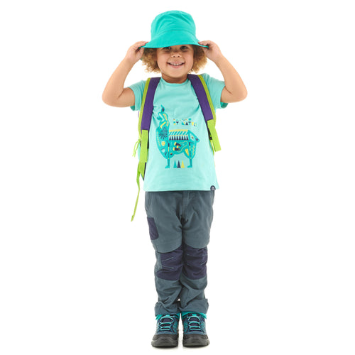 A photo of the Quechua Kids' MH500 Convertible Hiking Pants - Ages 2-6 in use