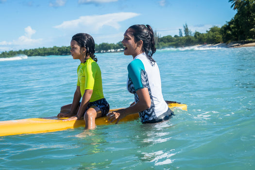 Olaian 100 Surfing Boarshorts Kids', black Image 2 of 5