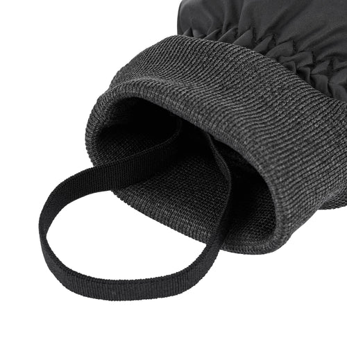 A photo of the ADULT SKI GLOVES 100 - LIGHT BLACK in use