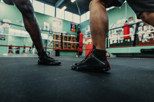 Outshock 500 Lightweight Flexible Boxing Shoes, black Image 1 of 5