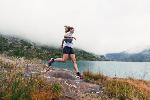 WOMEN'S TRAIL RUNNING BAGGY SHORTS - BLACK, black Image 3 of 9