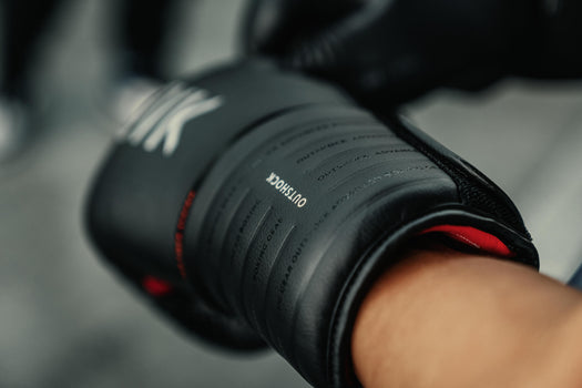 Boxing Gloves 500 - Black, black Image 2 of 5