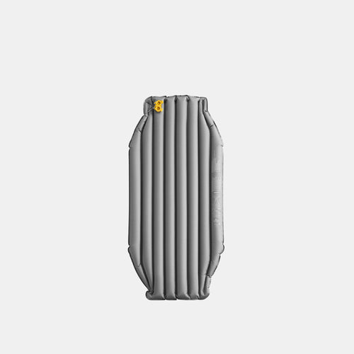 A photo of the Backpacking US Inflatable Mattress - MT500 Air S - 120 x 52 cm - 1 Person in use