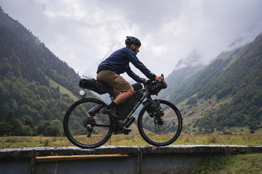 Riverside Food Pouch Handlebar Bikepacking Bag, black Image 3 of 4
