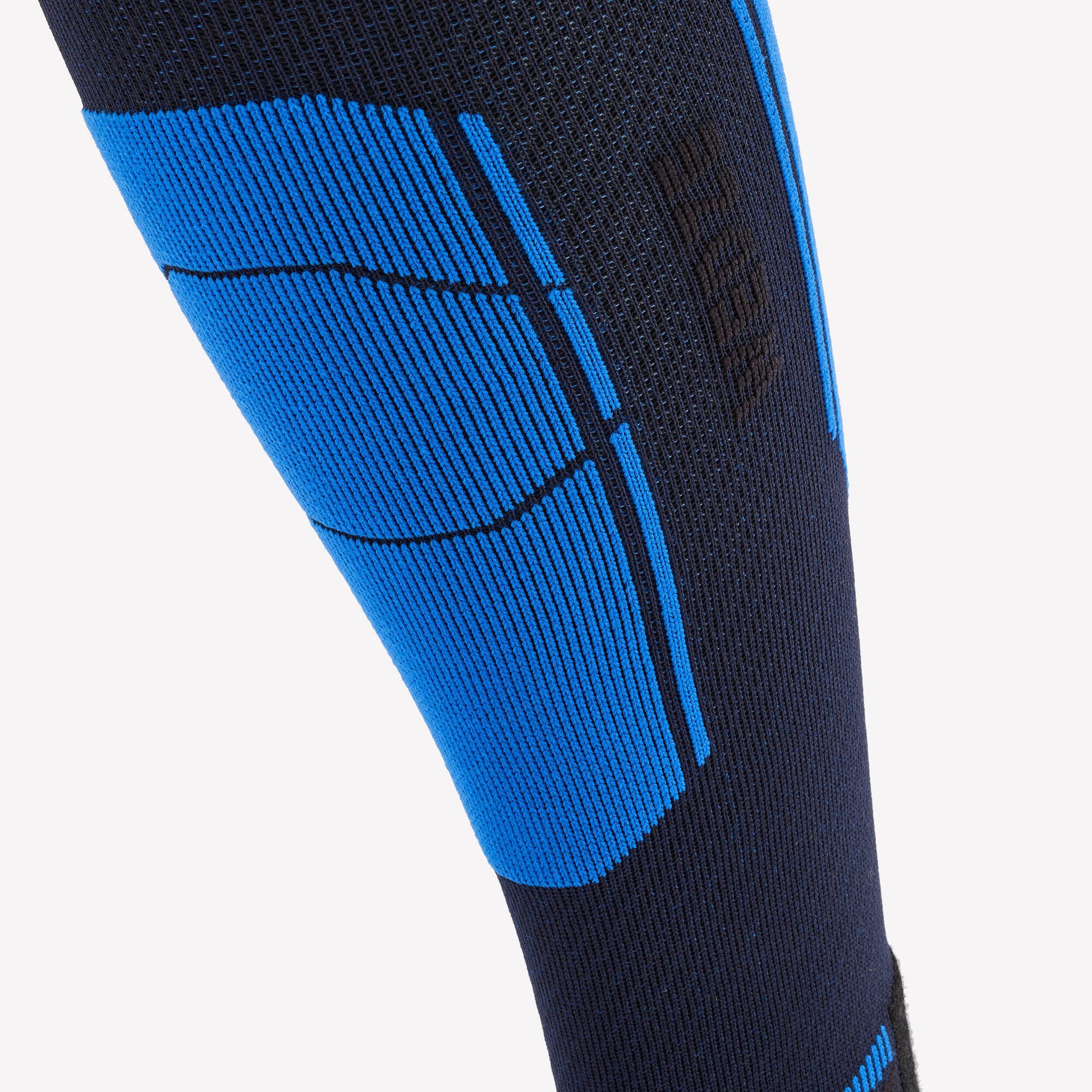 {*royal-blue-8871616*}