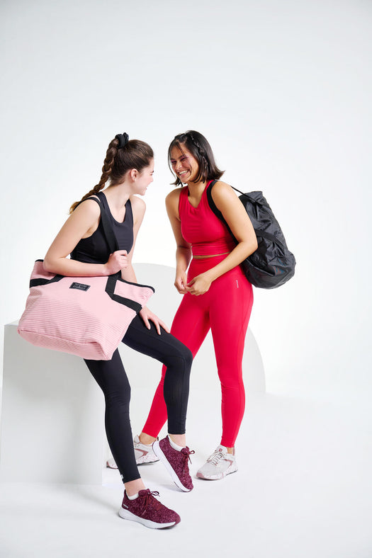 Domyos 30 L Fold-Down Fitness Bag, black Image 3 of 5