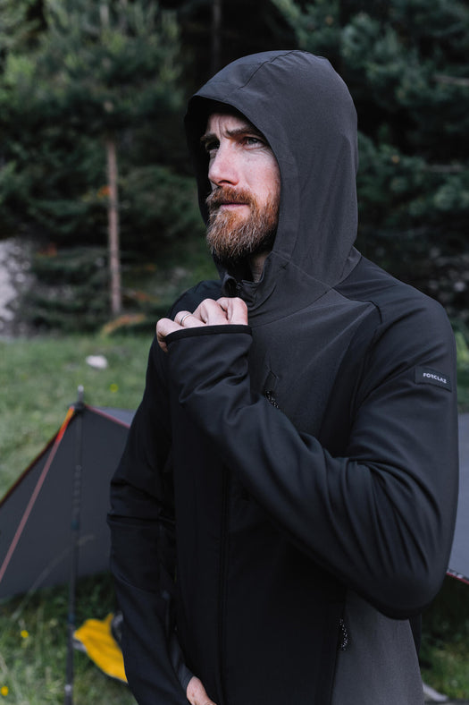 Forclaz Trek 900 Softshell Hiking Windbreaker Men's, black Image 2 of 5