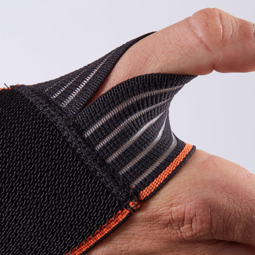 A photo of the Tarmak Soft 300 Left/Right Wrist Support Adult in use