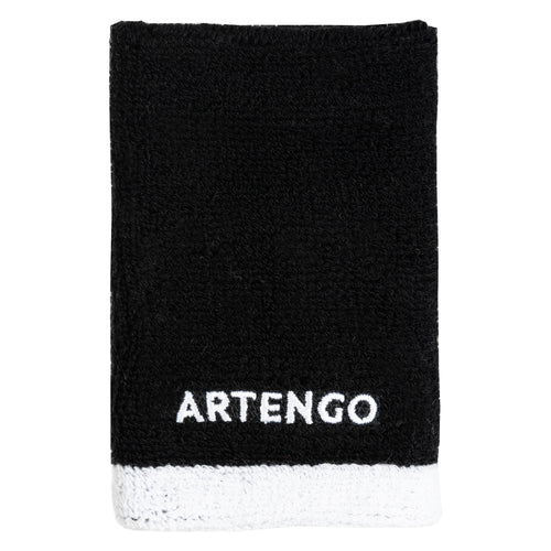 A photo of the Artengo T100 XL Tennis Wristband in use