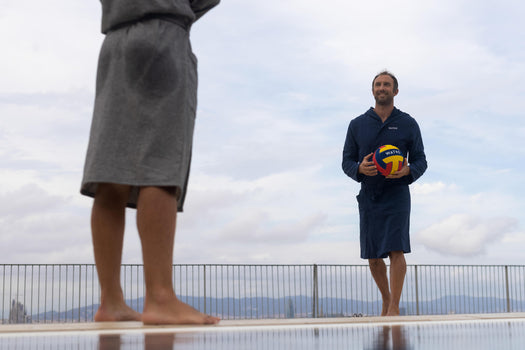 Nabaiji 500 Cotton Bathrobe w Hood Men, navy blue Image 2 of 3