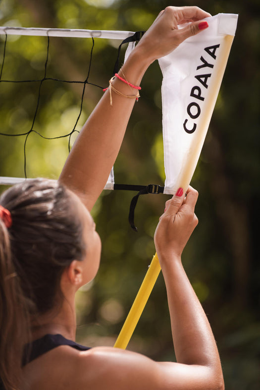 BV100 Beginner Beach Volleyball Set (Net and Posts), sunshine yellow Image 2 of 5