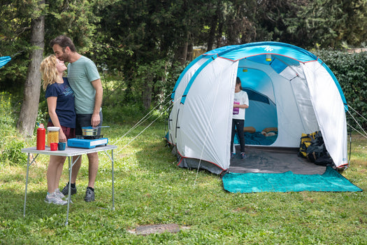 Camping tent with poles - Arpenaz 4.1 - 4 Person - 1 Bedroom, light gray Image 1 of 3