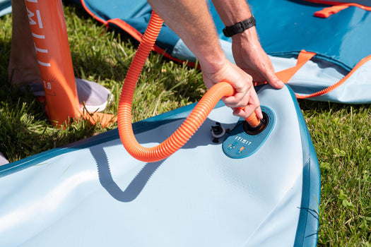 Itiwit High pressure SUP Double Action Hand Pump w/ Gauge Max 20PSI, orange Image 5 of 5