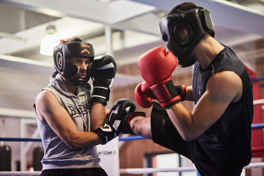 Outshock 100 Beginner Boxing Gloves, cherry red Image 2 of 5