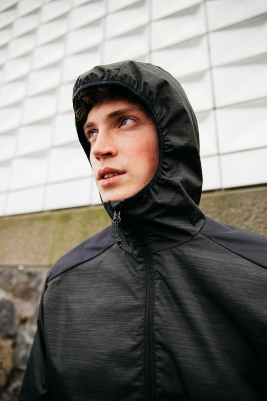 Kalenji Windproof and Rainproof Running Jacket Men's, pebble gray Image 5 of 10