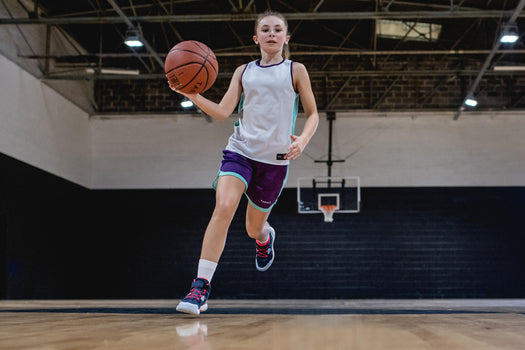 Tarmak Intermediate Basketball Mid Socks Kids' 2 Pairs, snow white Image 1 of 2