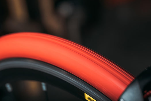Van Rysel Home Trainer Tire 700 x 25, red Image 3 of 4