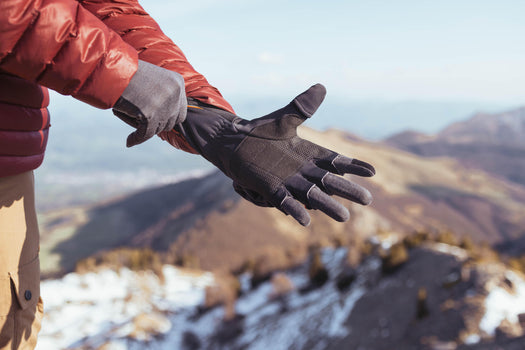 Trek 500 Warm Windproof Backpacking Glove-Mittens, black Image 1 of 2