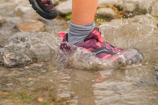 Quchua Crossrock Waterproof Lace-Up Hiking Shoes Kids', damson Image 1 of 5