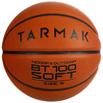 Tarmak B10T0 Beginner Basketball Size 5, Image of