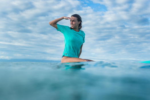 UV Rash Guard Short-Sleeved Surf T-Shirt Women's, caribbean blue Image 2 of 5