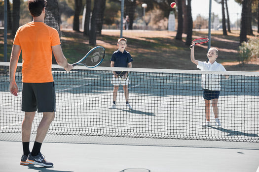 Artengo Tennis Duo Family Set of 2 Rackets + 2 Balls + 1 Bag, unspecified Image 1 of 3