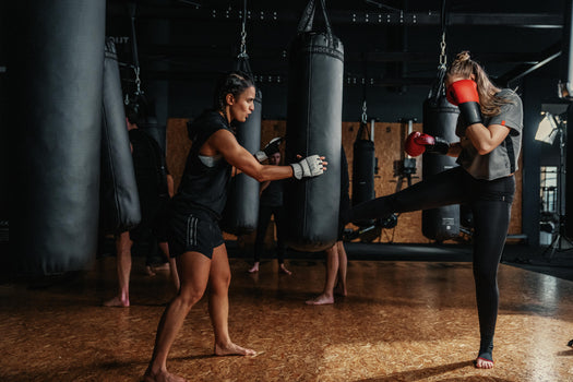 Outshock 100 Cardio Boxing Mitts, linen Image 4 of 5