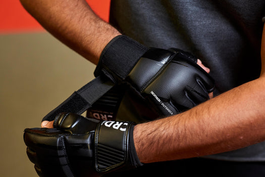Outshock 500 Cardio Boxing Mitts Adult, black Image 3 of 5
