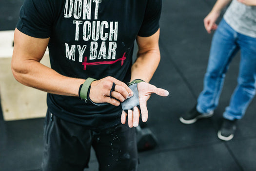 Domyos 2-Finger Cross-Training Hand Grips, black Image 3 of 5