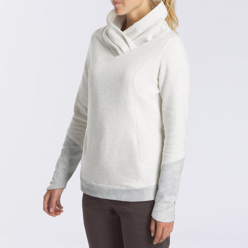 A photo of the Women's Hiking Sweatshirt - NH100 in use