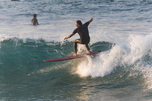 Olaian 500 Foam Surfboard 7' 55L Curved Dual Stringer w/ Leash & Soft Edge Fins, unspecified Image 3 of 5